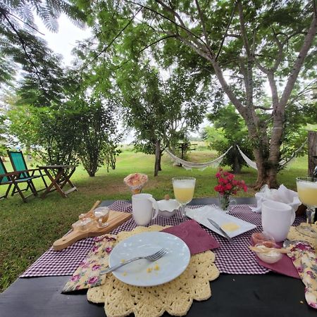Pousada Romantica - Sitio Buraco Fundo Vale Verde  Extérieur photo