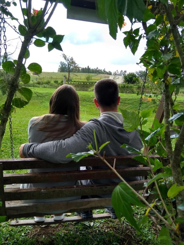Pousada Romantica - Sitio Buraco Fundo Vale Verde  Extérieur photo