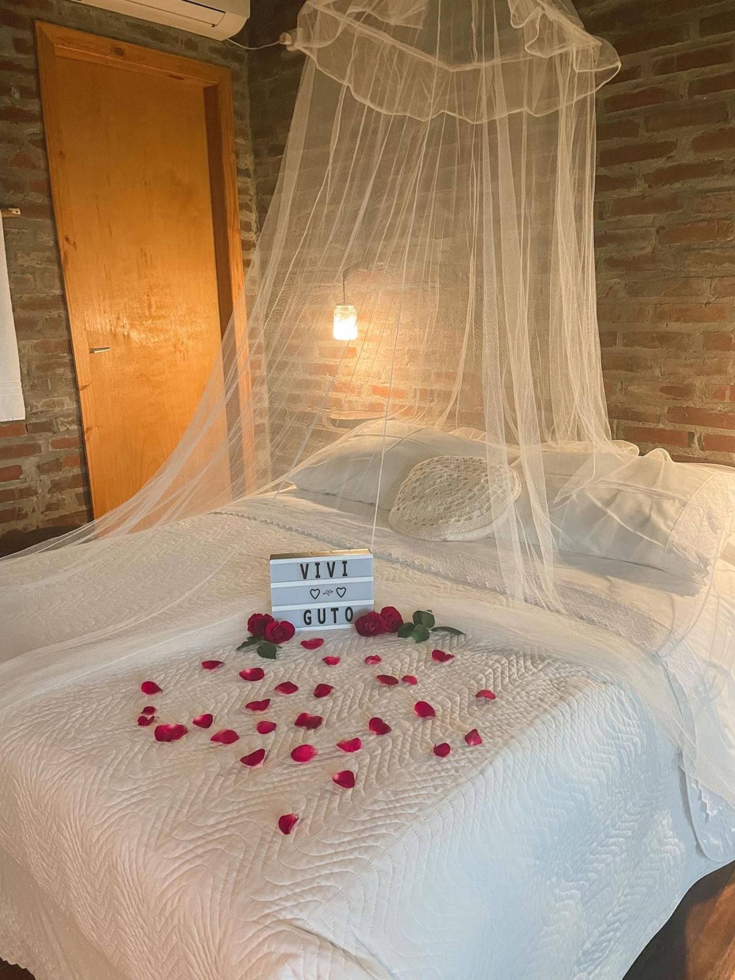Pousada Romantica - Sitio Buraco Fundo Vale Verde  Extérieur photo